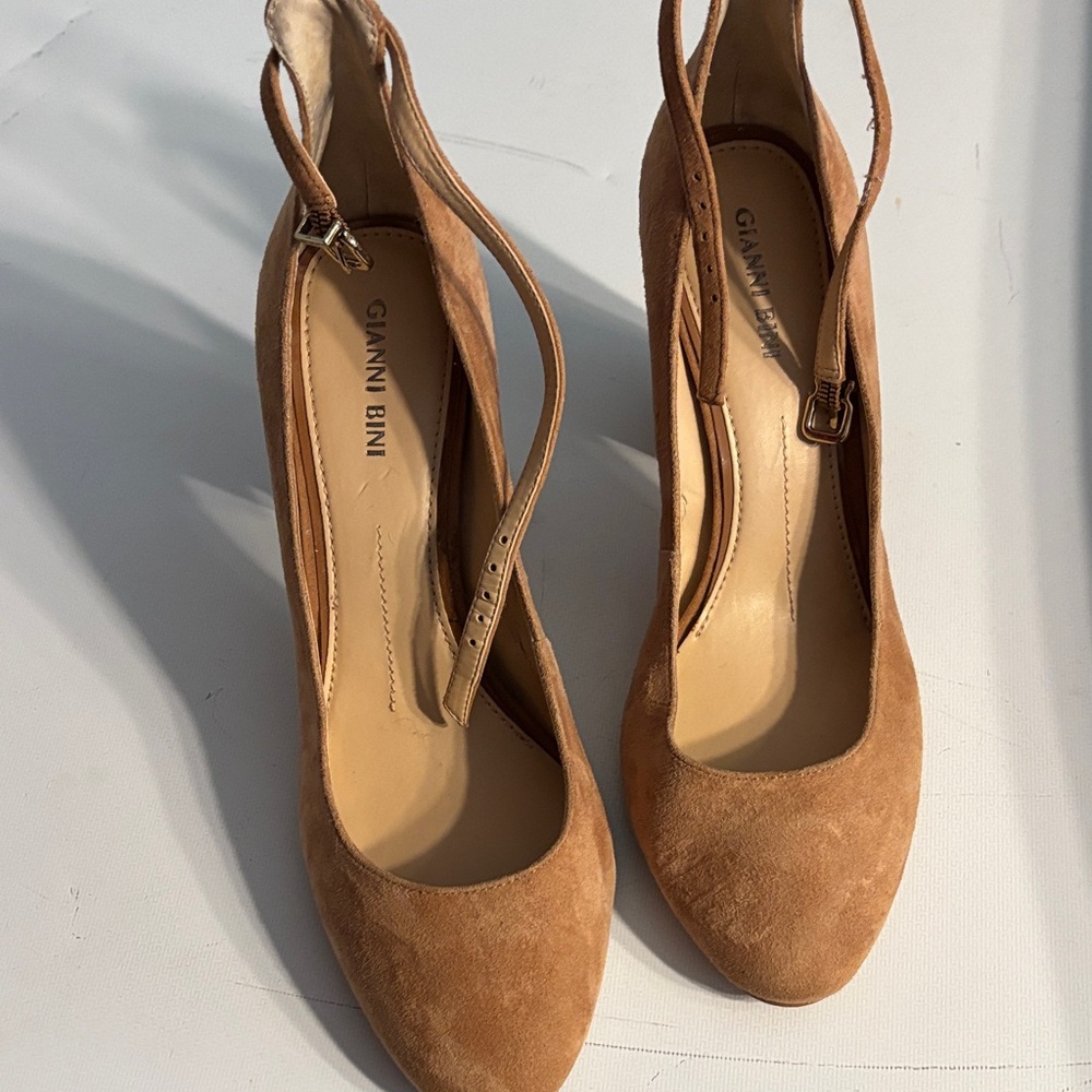 Gianni Bini Camel Suede Slingback Pumps - Picture 8 of 8